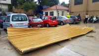 Storm uncovered Brodotrogir warehouse and damaged cars