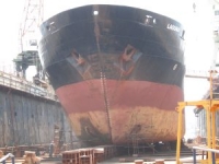 Laguna at dock